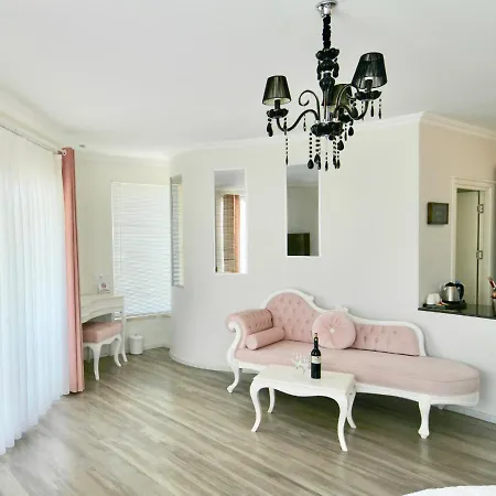 Hotel Naz 3*