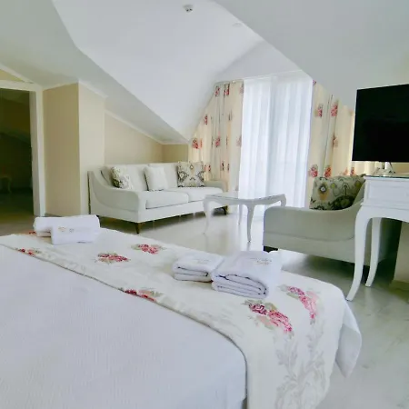 جوسيك ناز 3*